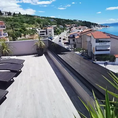 Luxury * Jesenice (Split-Dalmatia)