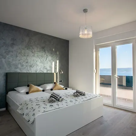 Luxury Apartment Jesenice (Split-Dalmatia)