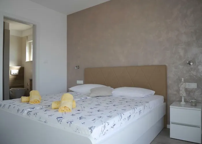 아파트 Luxury 예세니체